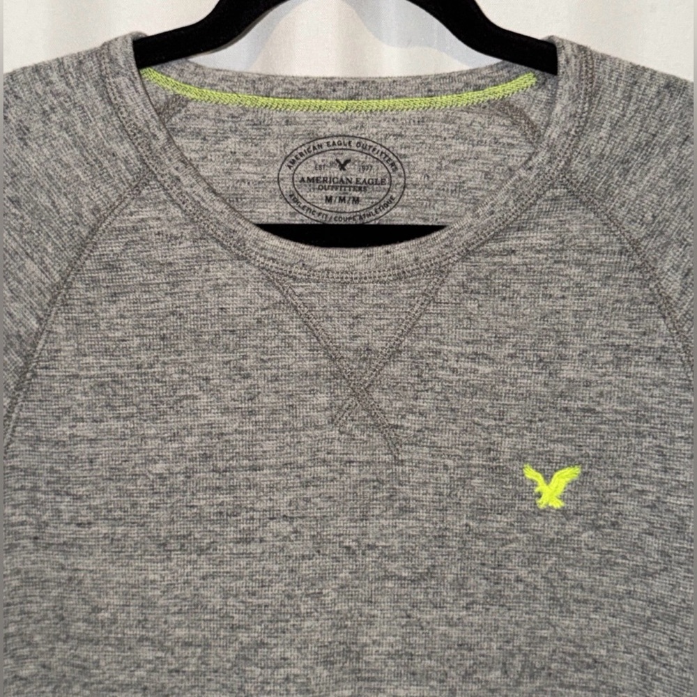 American Eagle shirt Gray Thermal Waffle Knit Outdoors Casual AE Legend Mens M